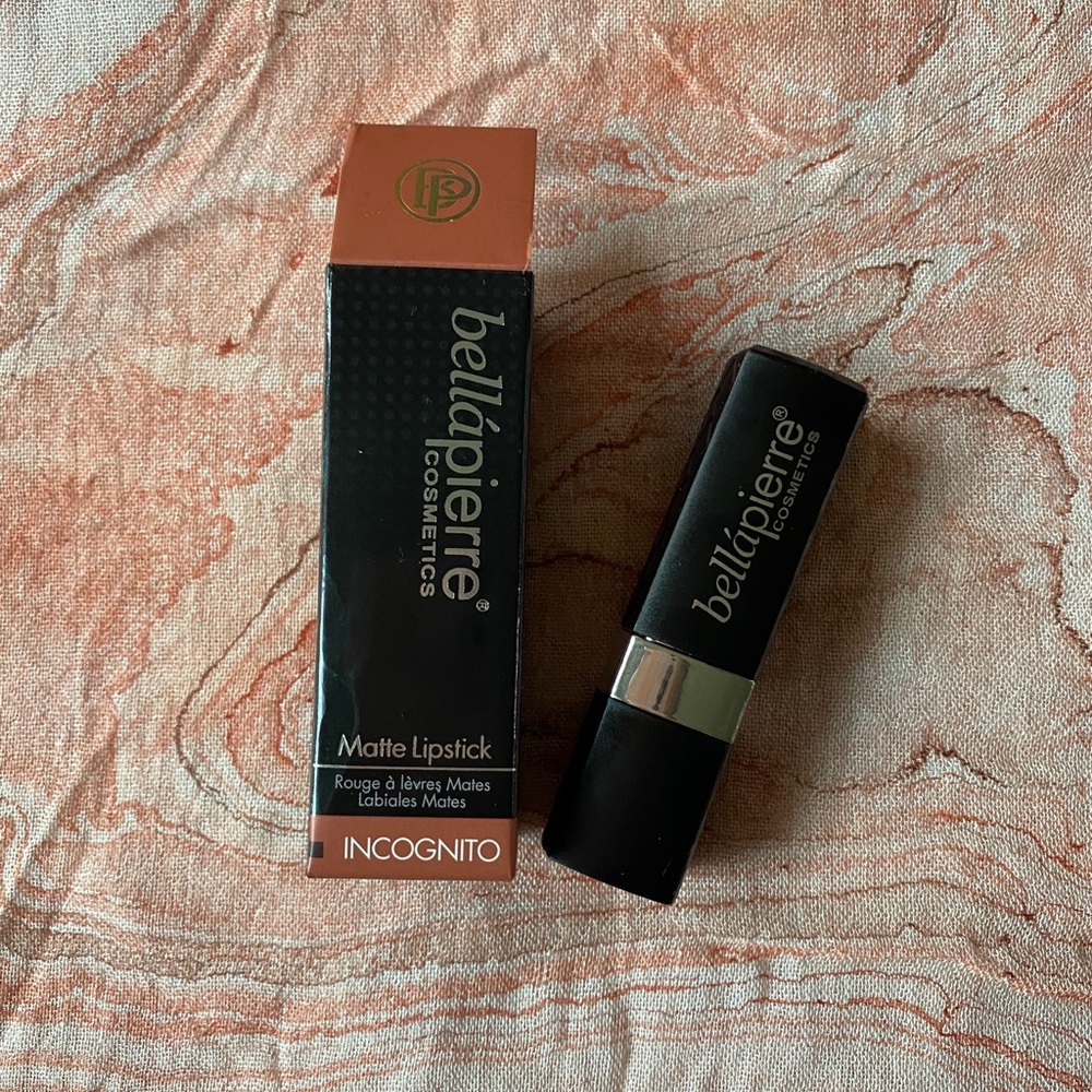 Bellapierre Matte Lipstick in “Incognito” 💄